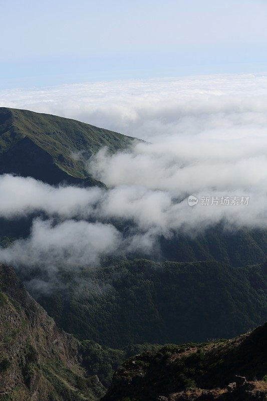 Pico do Areeiro 1818米山区-马德里